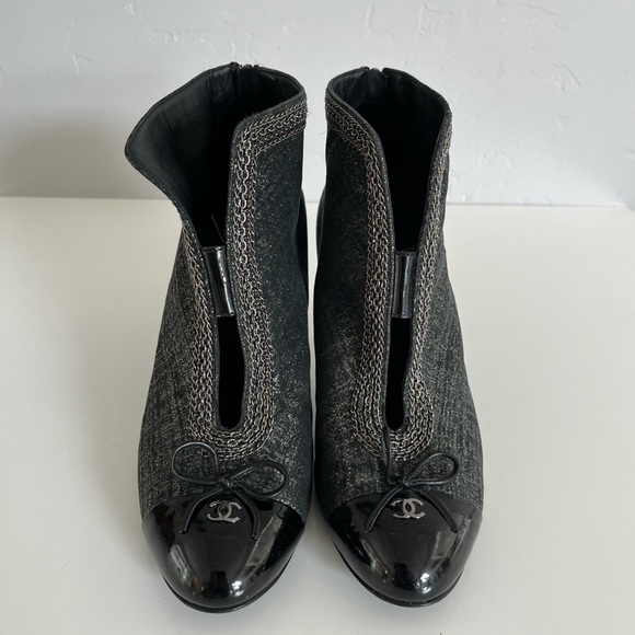Auth CHANEL Booties - Picture 2 of 12